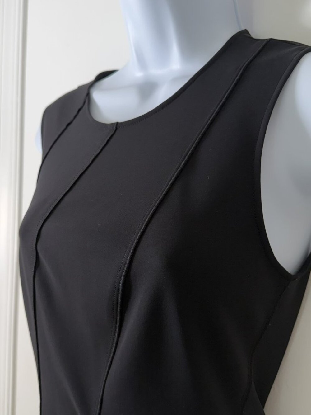 Theory Precision Ponte Bias-seam Dress Size Small - Picture 5 of 10